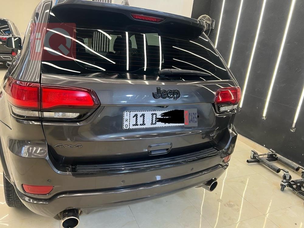 جیپ گراند شیرۆکی